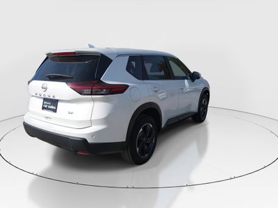 2024 Nissan Rogue - Photo 7