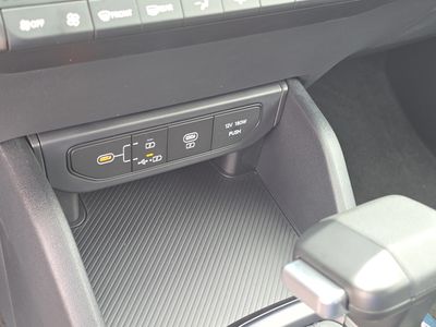 2026 Kia K4 - Photo 24