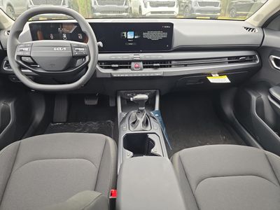 2026 Kia K4 - Photo 12