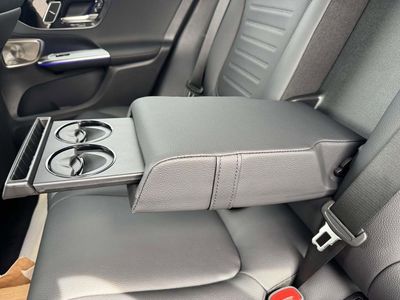 2026 Mercedes-Benz GLC — photo 31 view
