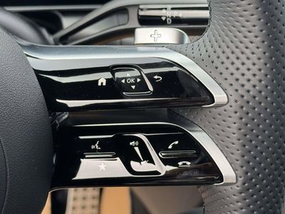 2026 Mercedes-Benz GLC — photo 23 view
