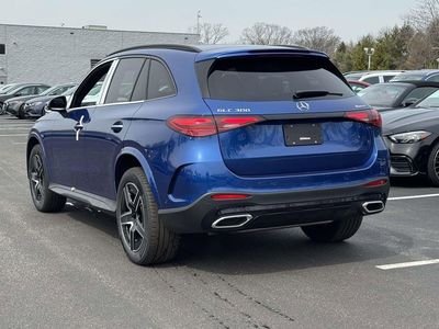 2026 Mercedes-Benz GLC — photo 8 view