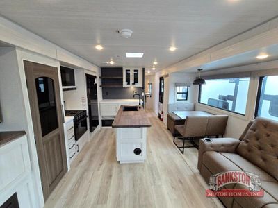 2026 Grand Surveyor 305RLBS - Photo 21