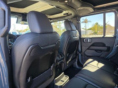 2026 Jeep Wrangler - Photo 10