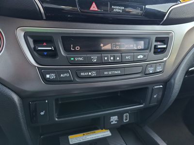 2022 Honda Passport - Photo 24