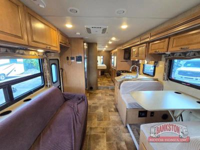 2016 Chateau 31W - Photo 16