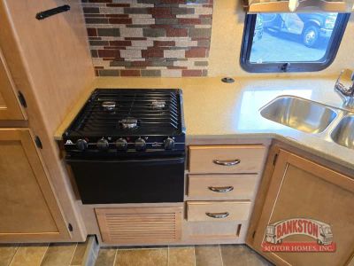 2016 Chateau 31W - Photo 20