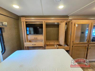 2016 Chateau 31W - Photo 33