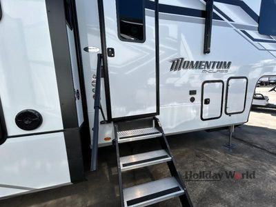 2025 Grand Design Momentum M-Class - Photo 9
