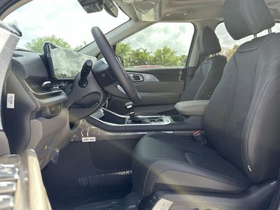 2026 Kia Carnival — photo 15 view