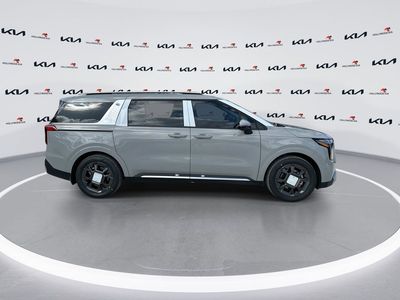 2026 Kia Carnival — photo 9 view