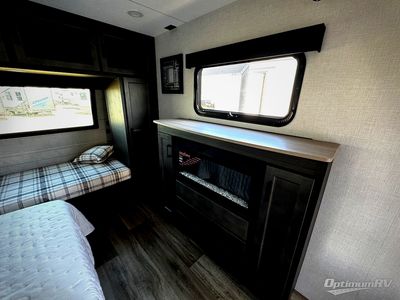2026 Venture RV SportTrek Touring Edition - Photo 13