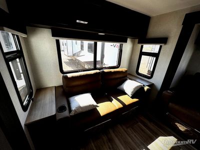 2026 Venture RV SportTrek Touring Edition - Photo 5