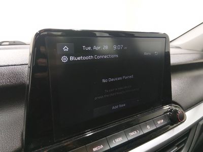 2023 Kia Forte - Photo 18