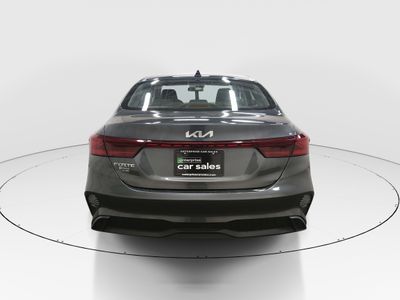 2023 Kia Forte - Photo 6
