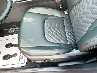 2026 Kia Sportage — photo 18 view