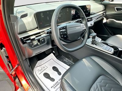 2026 Kia Sportage — photo 9 view