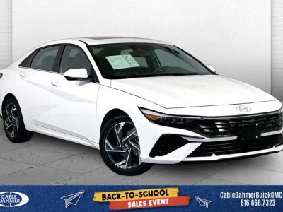 2025 Hyundai Elantra SEL Convenience in Serenity White — front three-quarter view