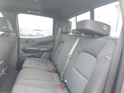 2026 Chevrolet Colorado — photo 18 view