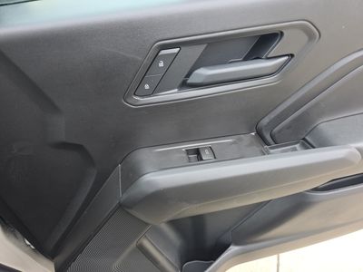 2026 Chevrolet Colorado — photo 21 view