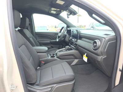 2026 Chevrolet Colorado — photo 15 view