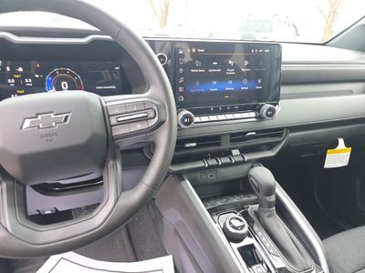 2026 Chevrolet Colorado — photo 13 view