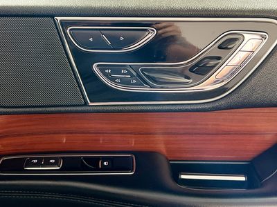 2021 Lincoln Navigator - Photo 28