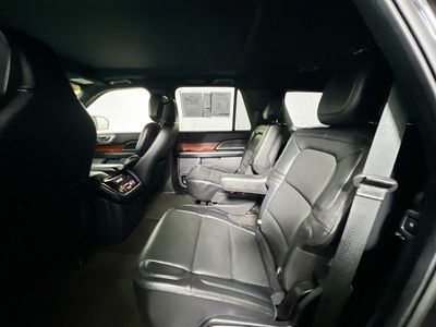 2021 Lincoln Navigator - Photo 25