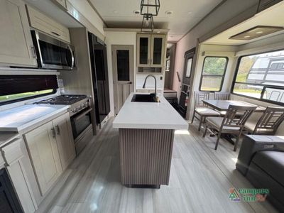2024 Grand Design Influence - Photo 11