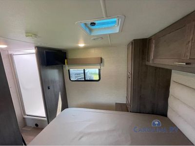 2025 Winnebago Minnie Winnie - Photo 12