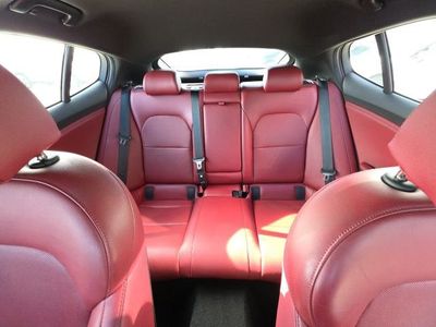 2021 Kia Stinger - Photo 22