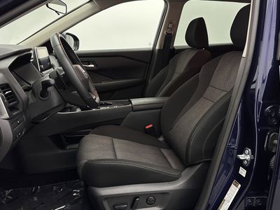 2025 Nissan Rogue - Photo 12