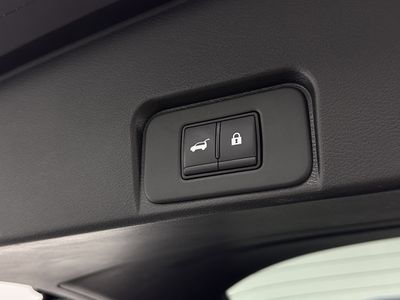 2025 Nissan Rogue - Photo 28