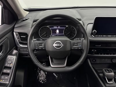 2025 Nissan Rogue - Photo 23