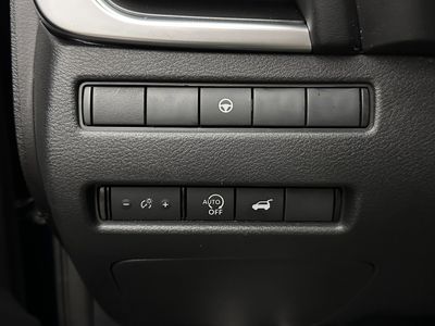 2025 Nissan Rogue - Photo 20