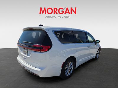 2026 Chrysler Pacifica — detail view