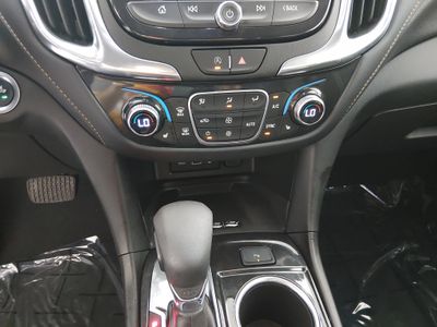 2022 Chevrolet Equinox — photo 17 view
