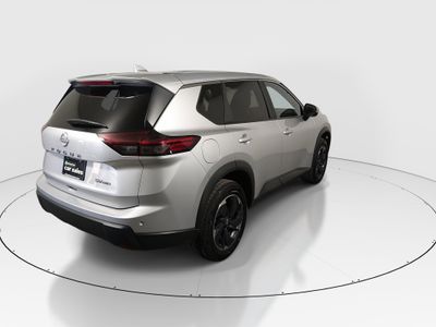 2024 Nissan Rogue - Photo 7
