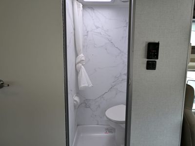 2026 Thor Motor Coach CHATEAU - Photo 12
