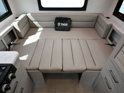 2026 Thor Motor Coach CHATEAU - Photo 19