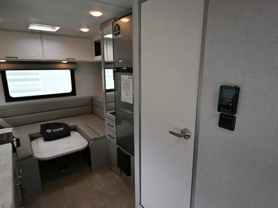 2026 Thor Motor Coach CHATEAU - Photo 11