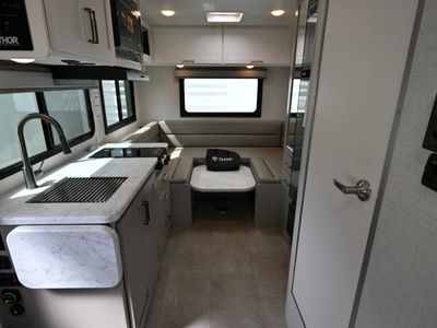 2026 Thor Motor Coach CHATEAU - Photo 6