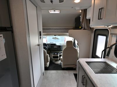 2026 Thor Motor Coach CHATEAU - Photo 3