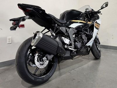 2026 Kawasaki Ninja ZX-6R ABS - Photo 9