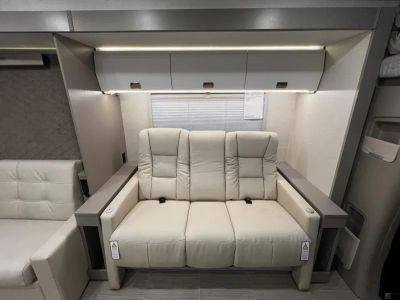 2026 Winnebago NAVION - Photo 12