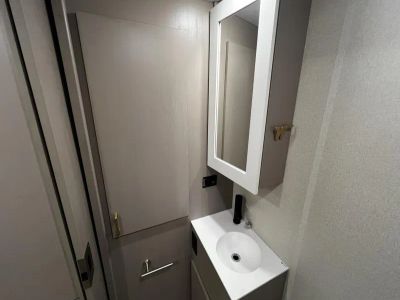 2026 Winnebago NAVION - Photo 20