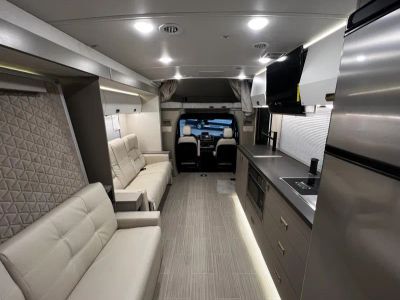 2026 Winnebago NAVION - Photo 3