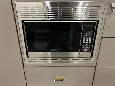 2026 Winnebago NAVION - Photo 8
