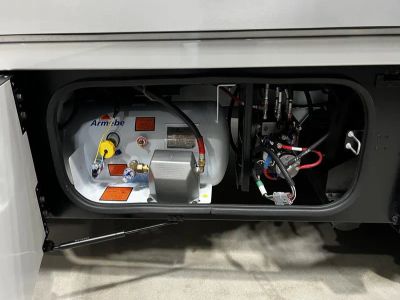 2026 Winnebago NAVION - Photo 33