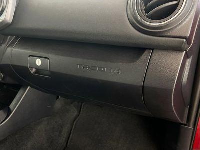 2020 Toyota Tacoma - Photo 31